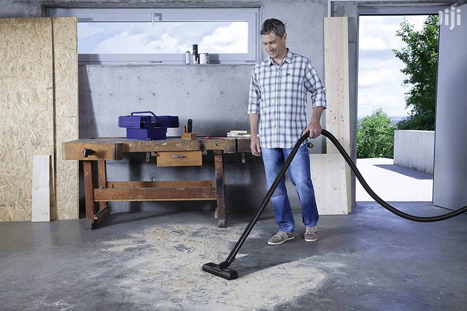 German Karcher Premium WD5 Wet And Dry Vacuum Cleaner 1100W