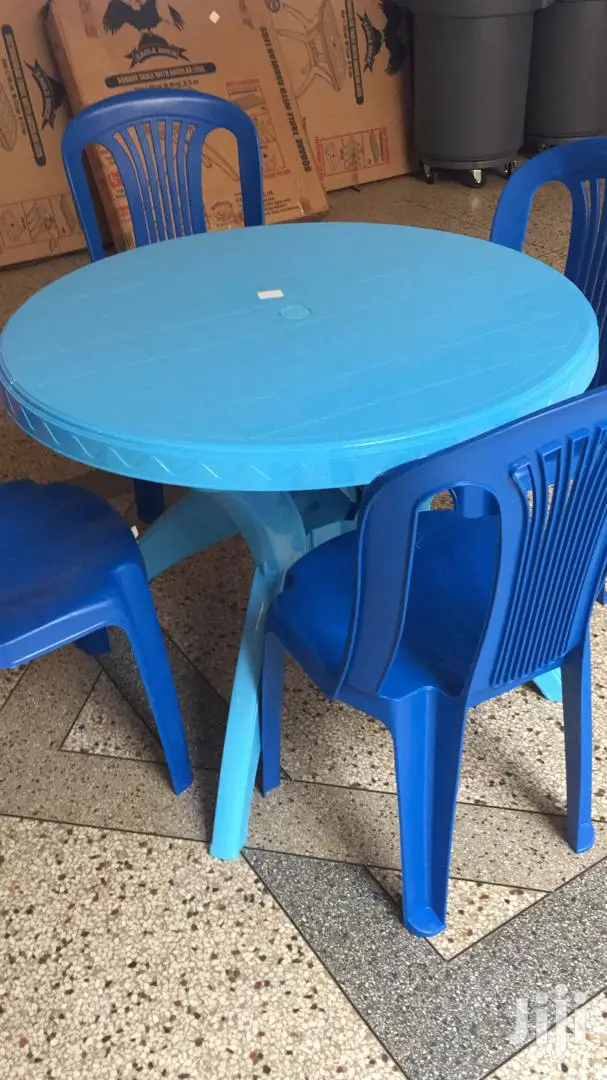 Round Shape Restaurant Set 4seaters