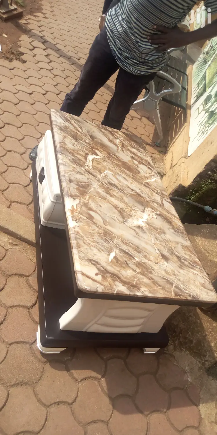 Brand Nrw Marble Center Table