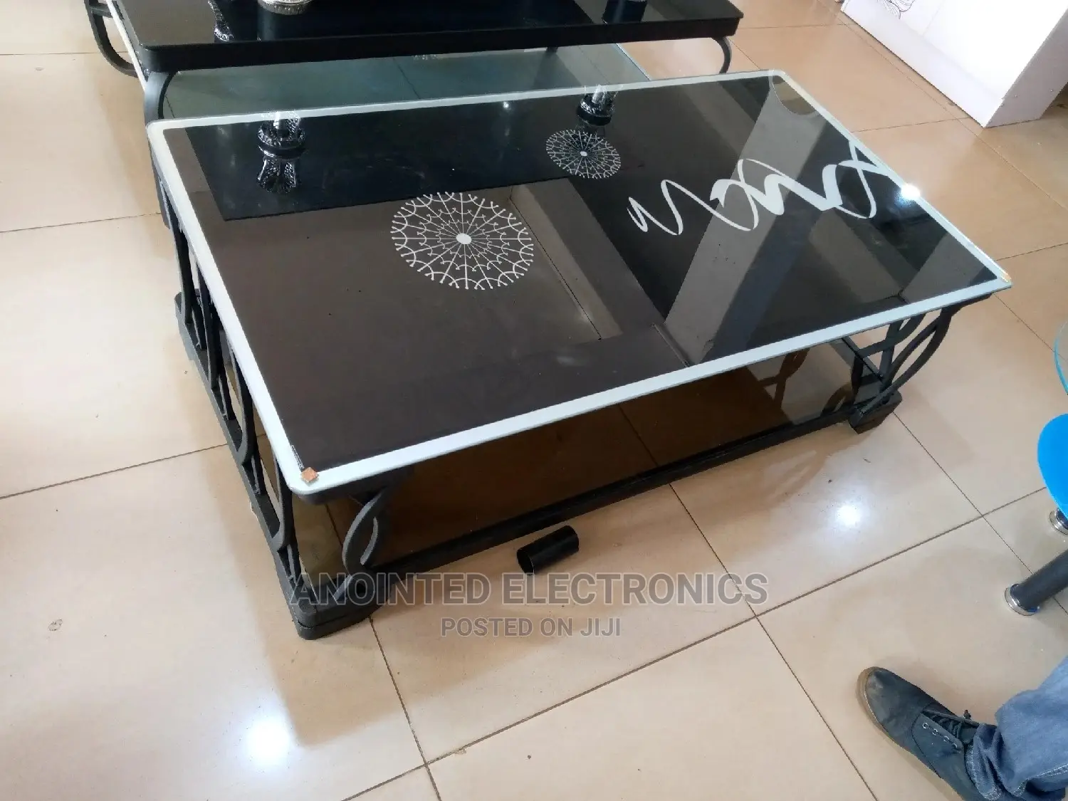 Center Table With A Strong Glass