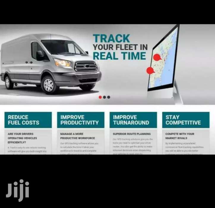 FLEET REAL TIME TRACKING. FOR CARS AND MOTORCYCLES