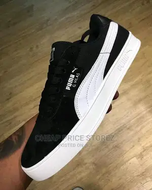 Puma Sneakers