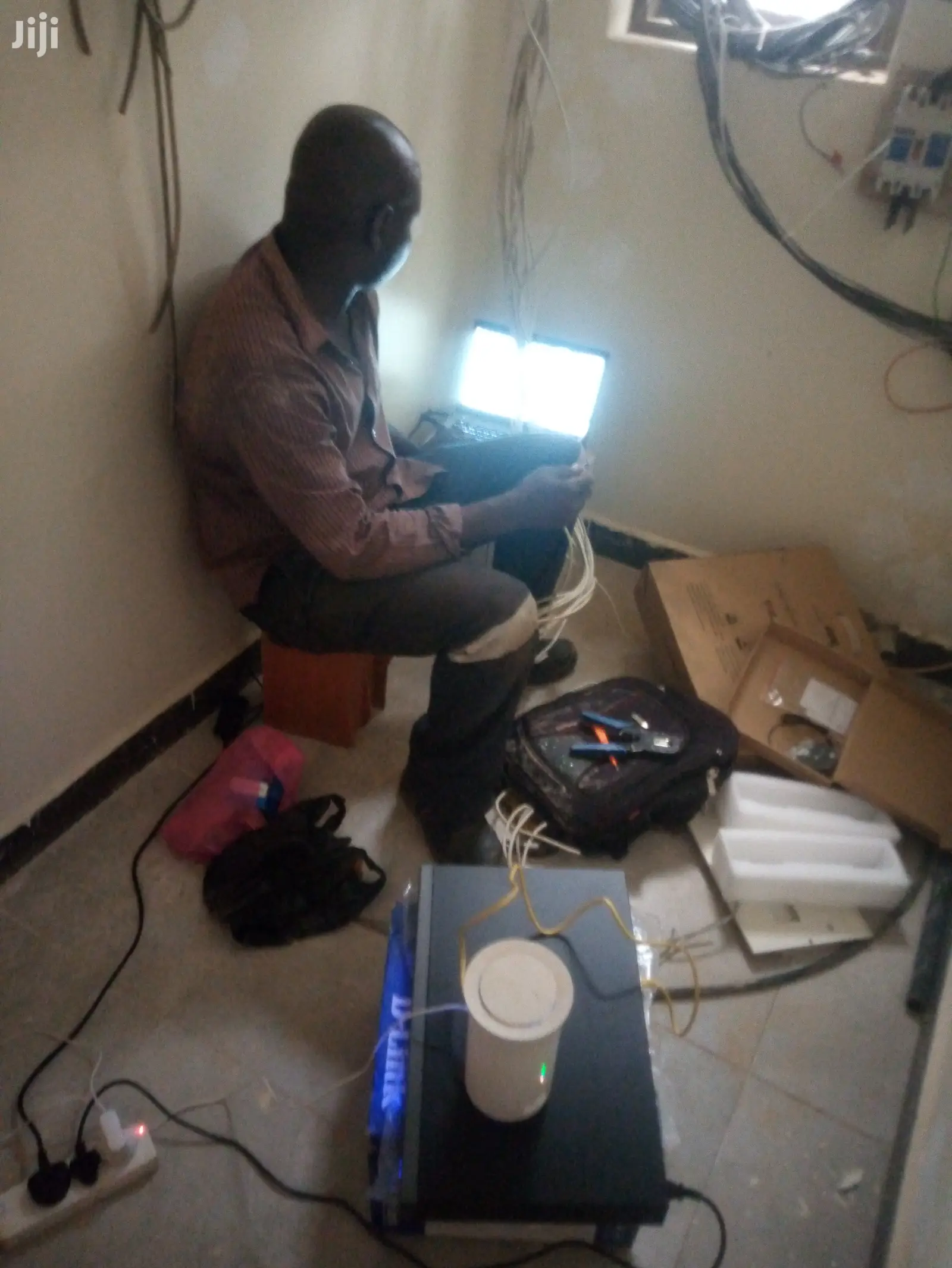 Technician(IP, Analog Cctv, Computer Networks, Intercom Pbx)