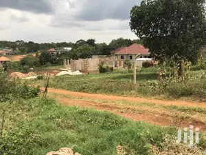 Kiira Nakwero Lovely Plot Near Main Road for Sale