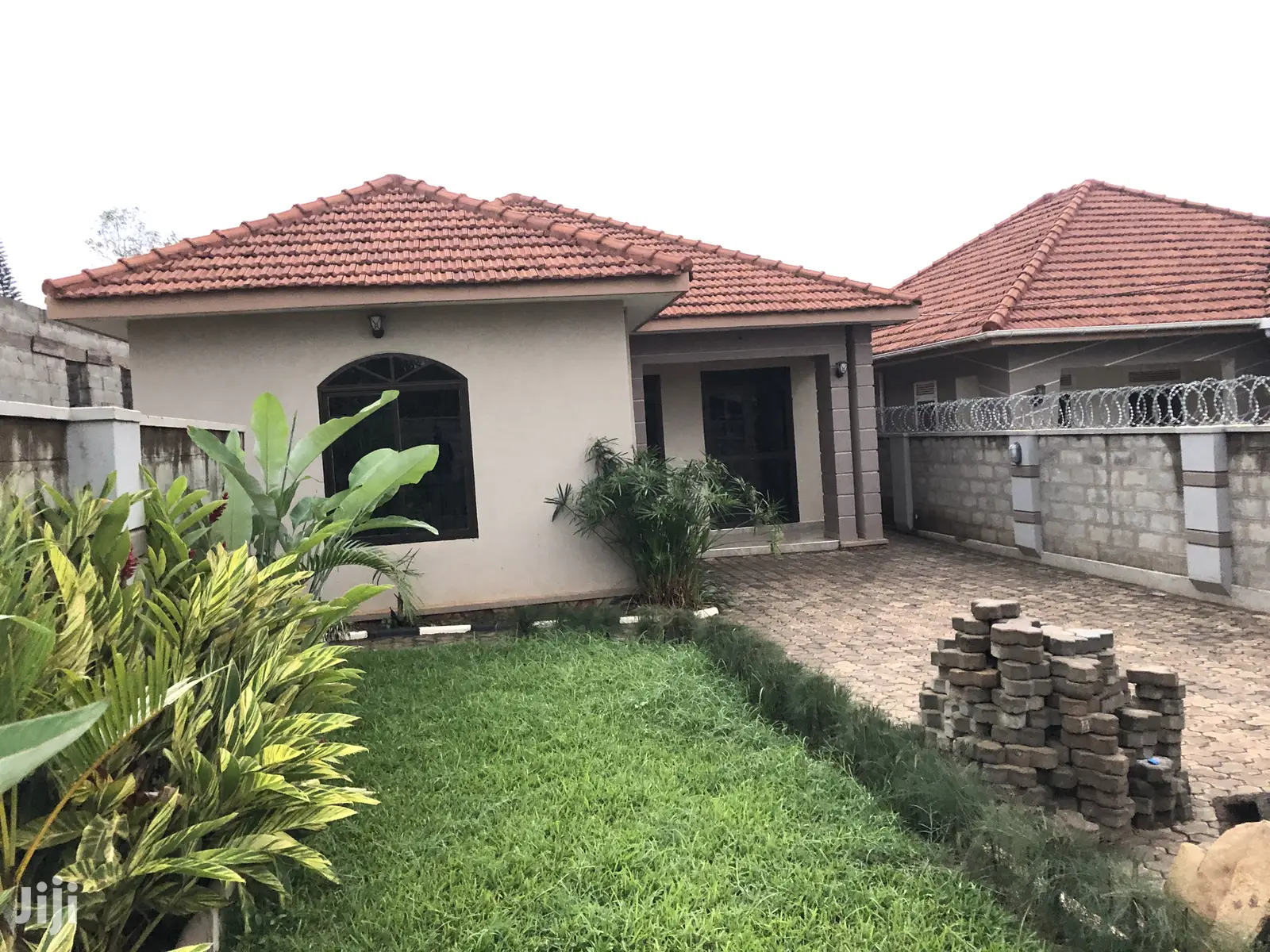 Najjera New Stylish Bungaloo on Sale