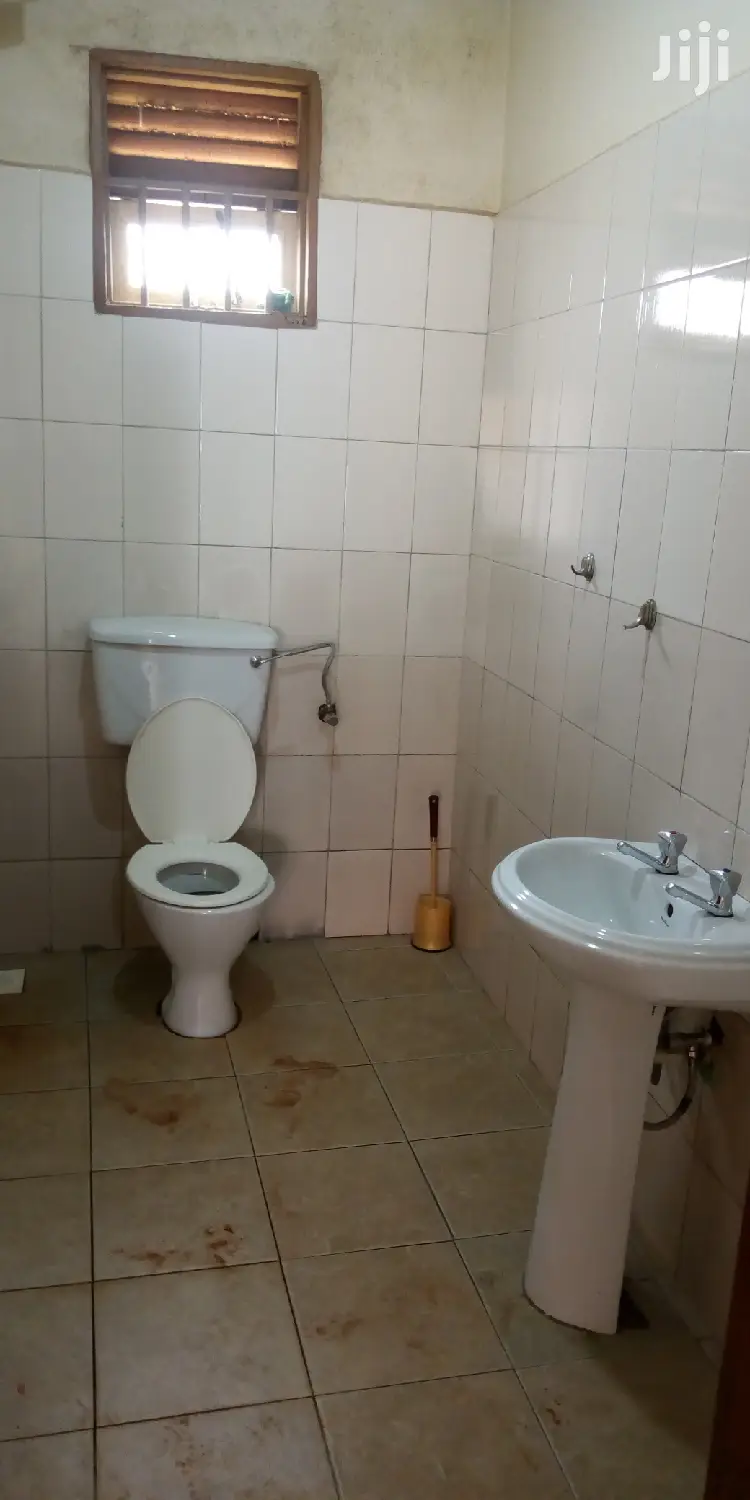 2bdrm House in Fs Properties, Kampala for rent