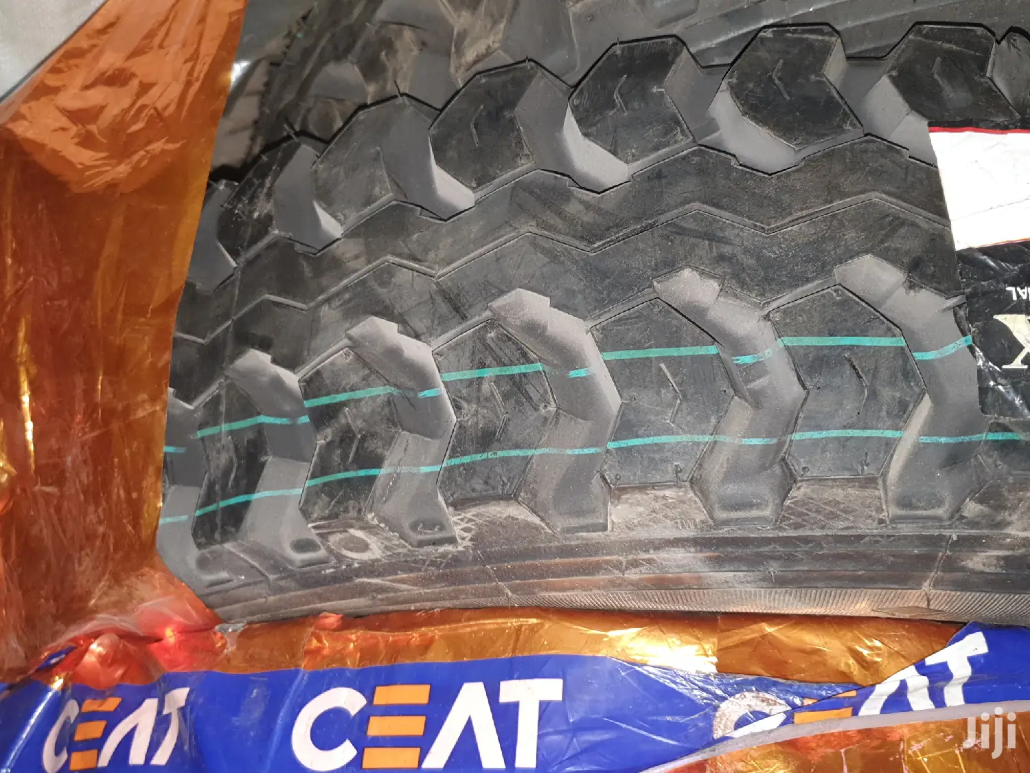 700r15 Tyres For Isuzu Elf