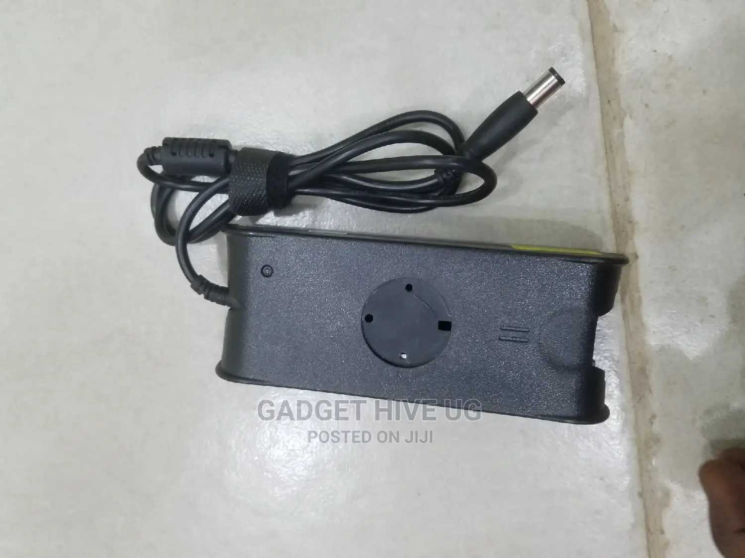 Dell Charger As Good As New.Contact If Interested
