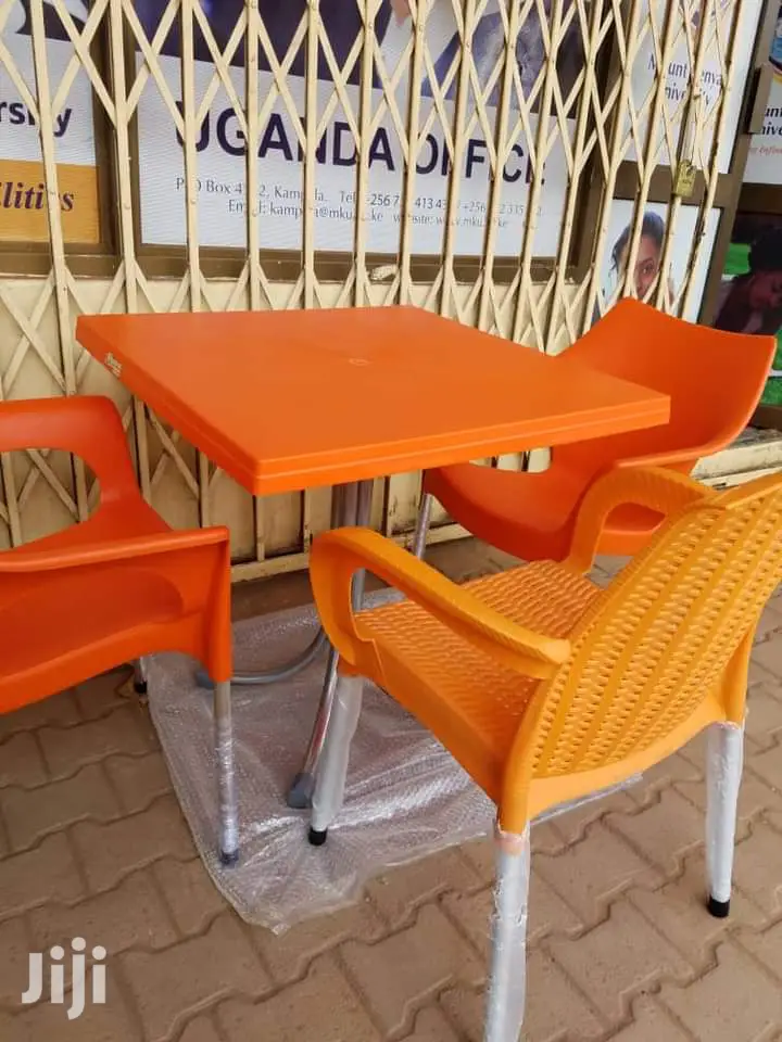 Restaurant Plastic Set 4seaters