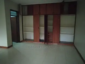 6 Bedrooms House for Rent in Naguru