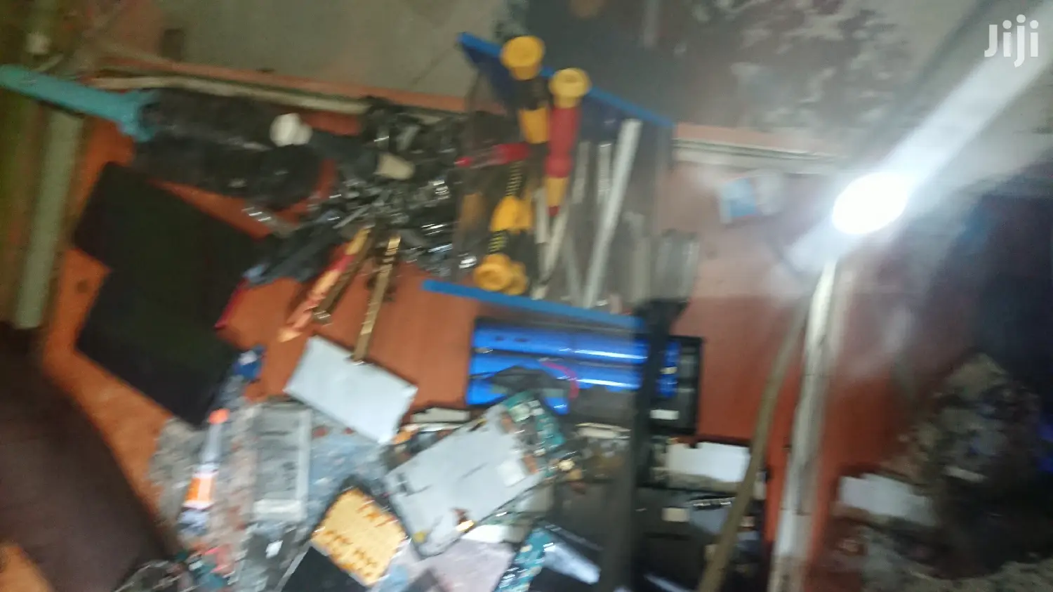 Repair Any Kind Of Phones