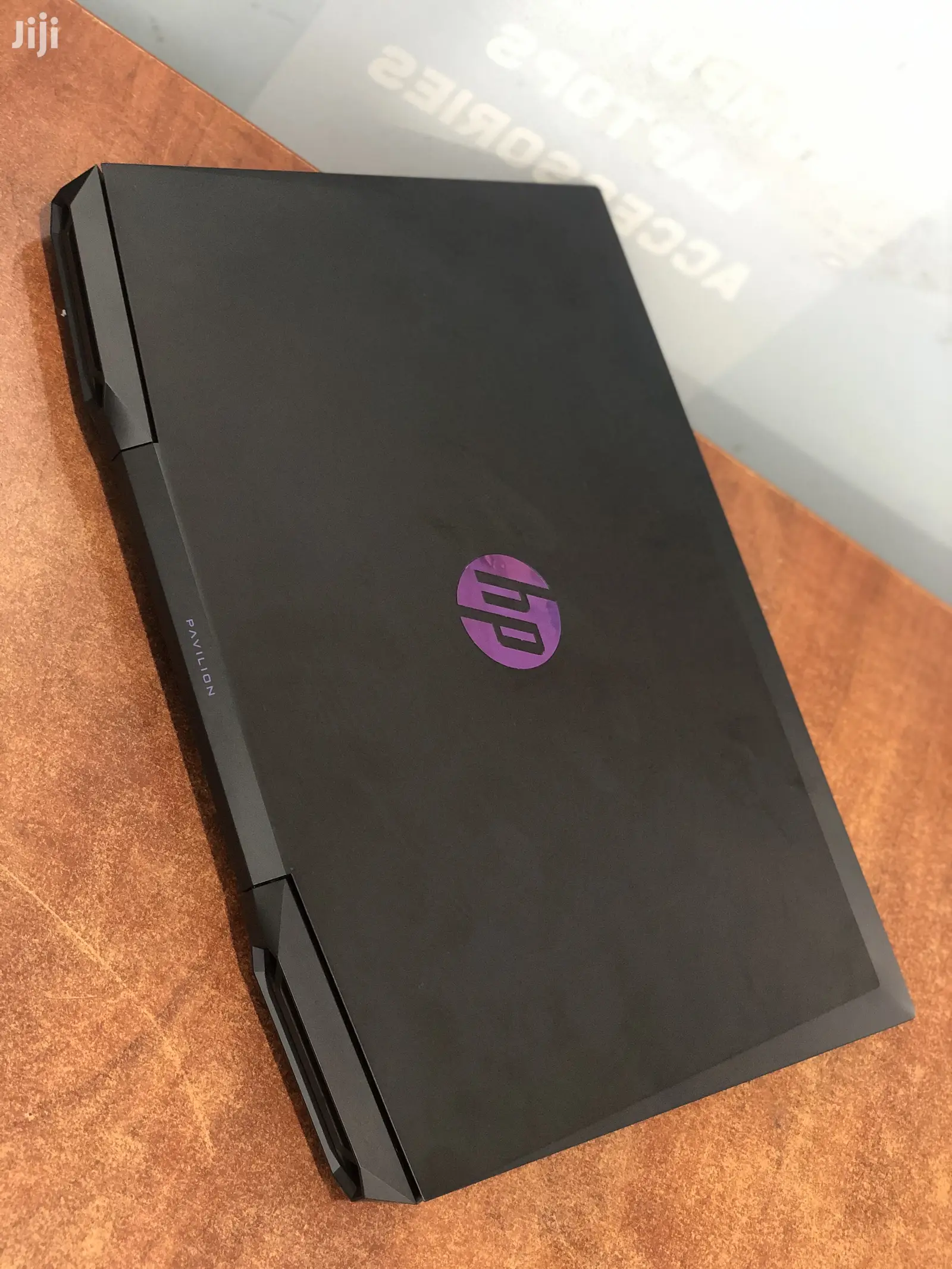 New Laptop HP Pavilion 15 16GB Intel Core I7 SSHD (Hybrid) 1T