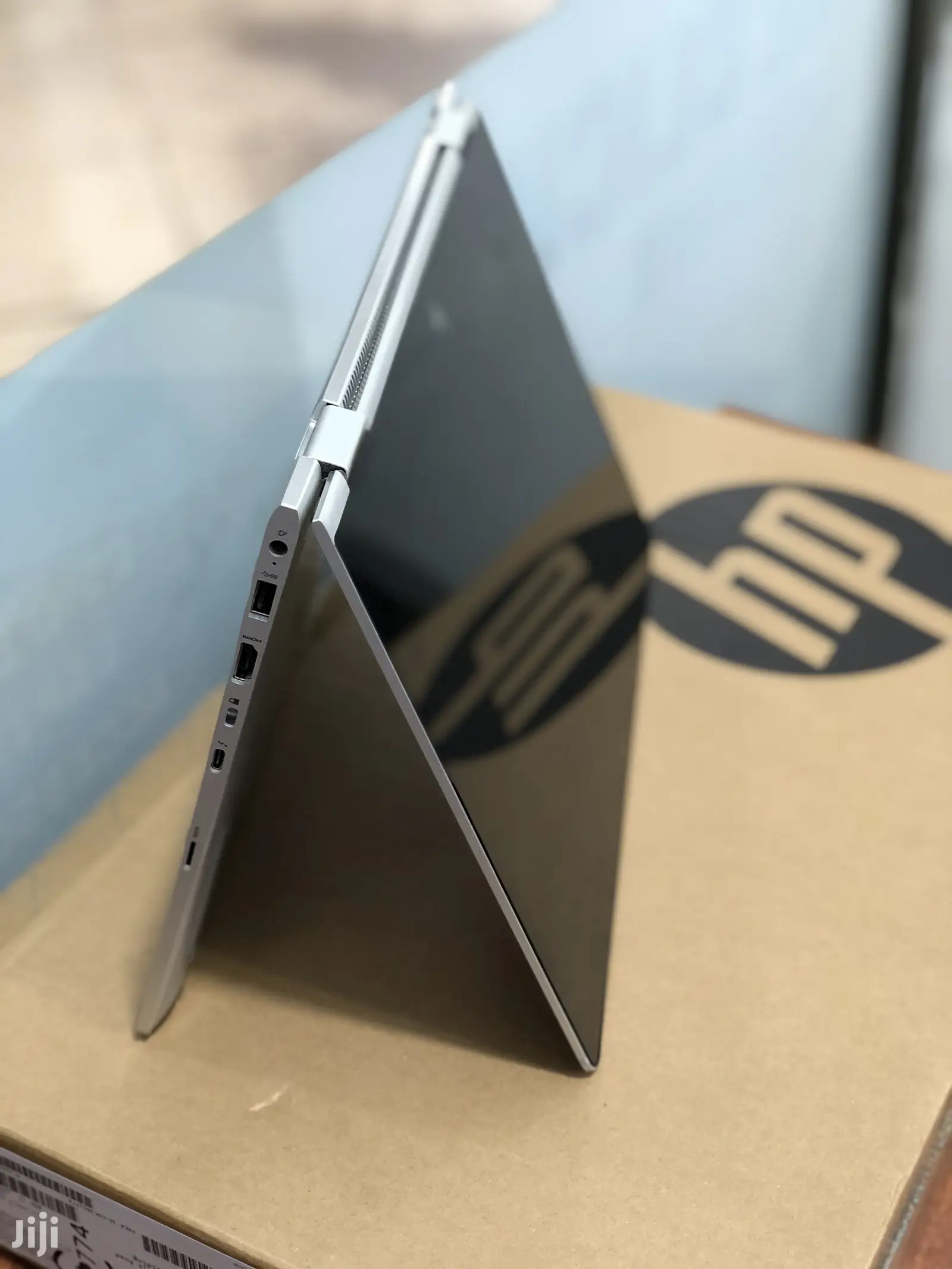 New Laptop HP EliteBook 1030 8GB Intel Core I7 SSD 500GB