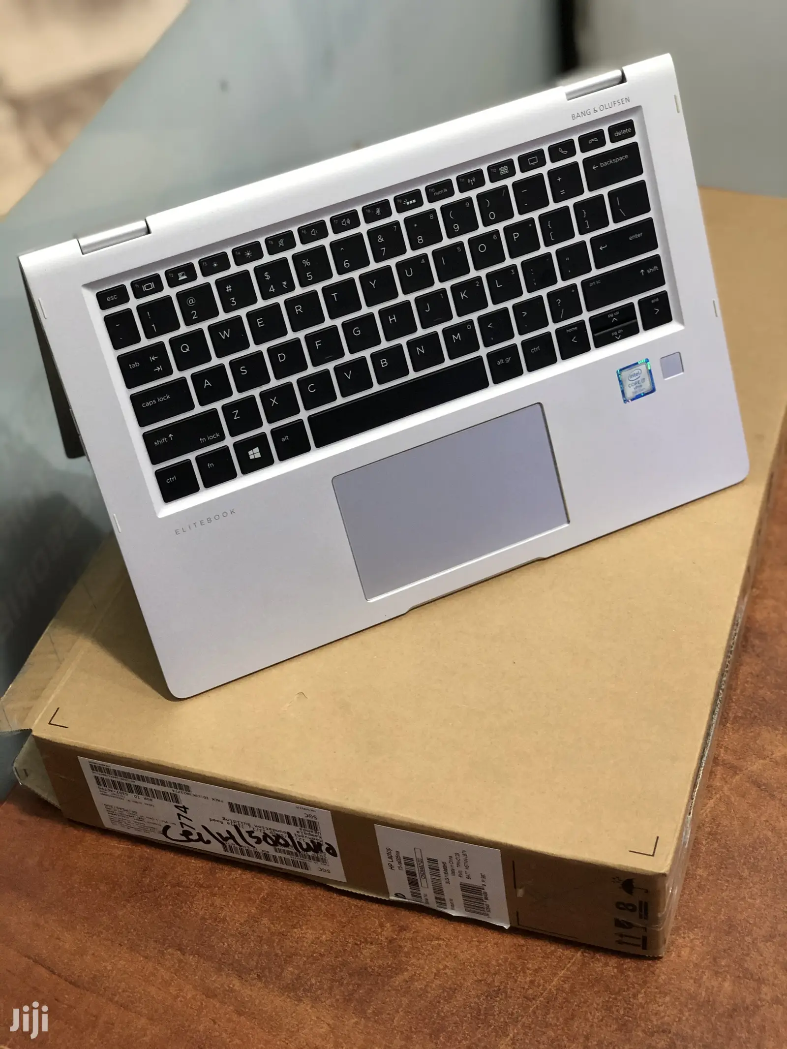 New Laptop HP EliteBook 1030 8GB Intel Core I7 SSD 500GB