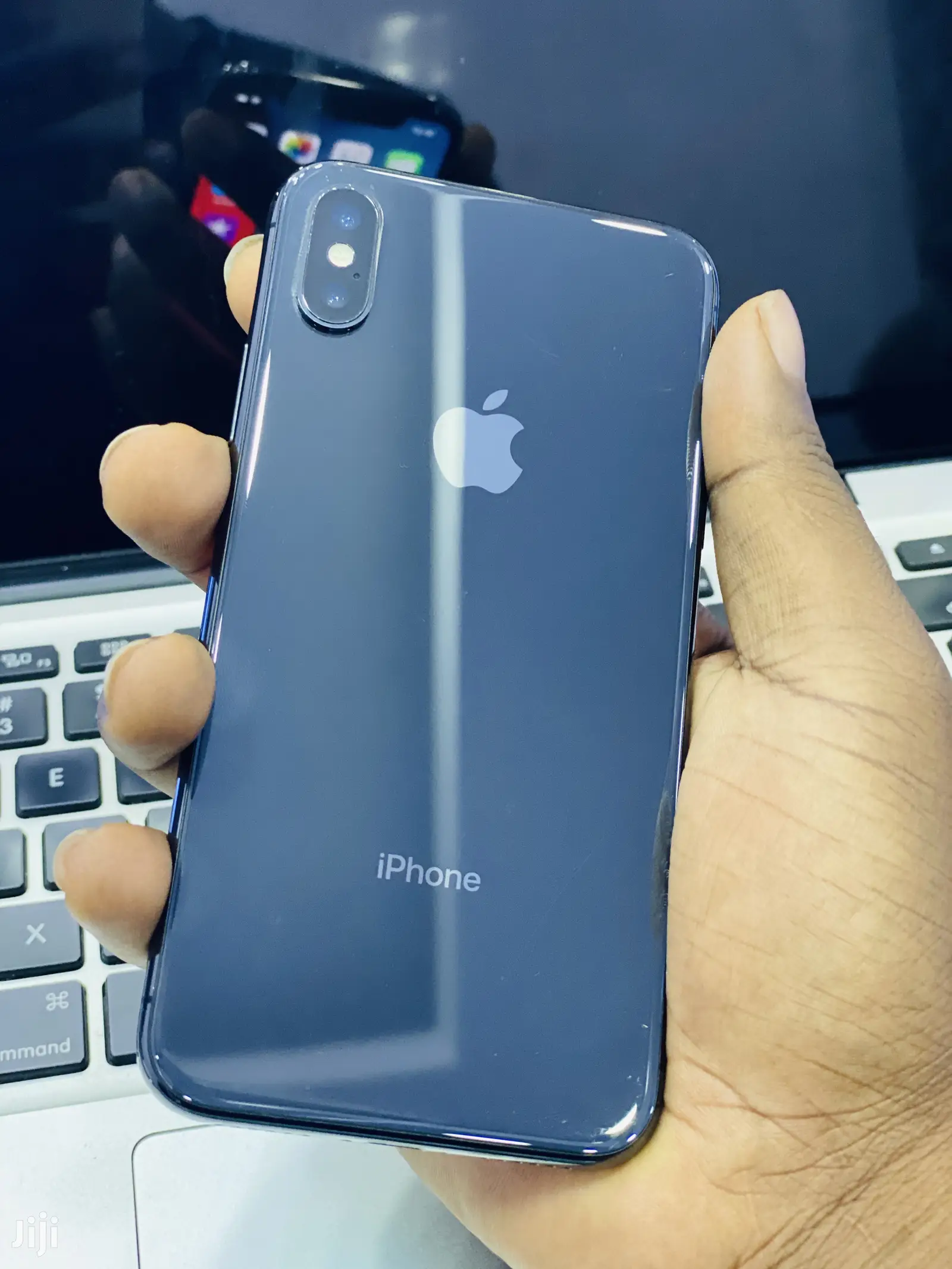 Apple iPhone X 64 GB Black