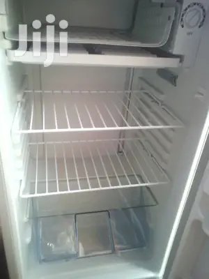 Saachi Refrigerators /120ltrs Fridge (Refrigerator)