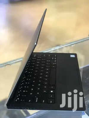 New Laptop Dell XPS 13 9360 8GB Intel Core I5 SSD 256GB