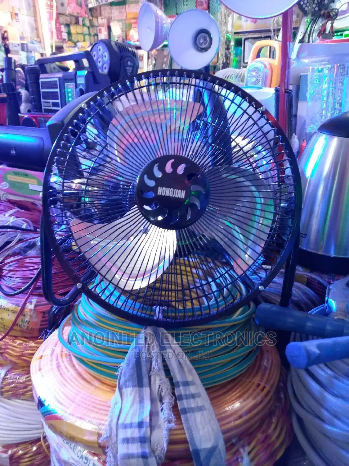 Materic Table Fans