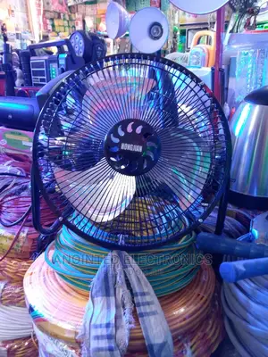 Materic Table Fans