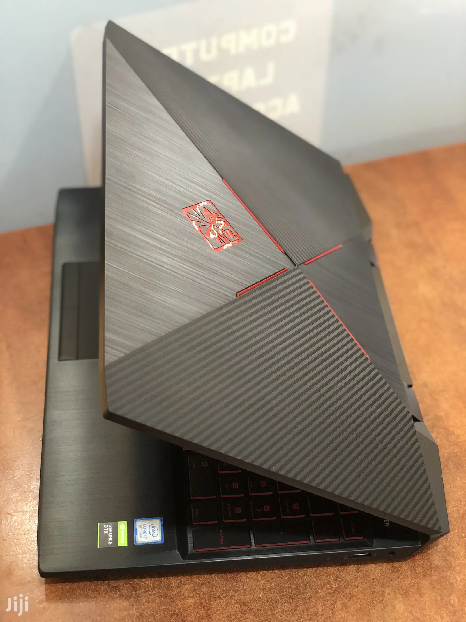 New Laptop HP Omen 15 16GB Intel Core I7 SSHD (Hybrid) 1T