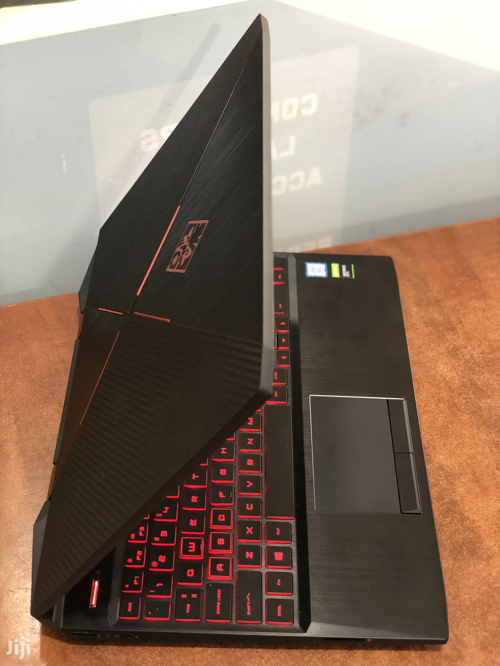 New Laptop HP Omen 15 16GB Intel Core I7 SSHD (Hybrid) 1T