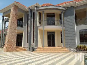 Mansion in Naalya on Sell