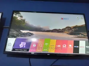 Tv LG 43 Inch Smart and Digital