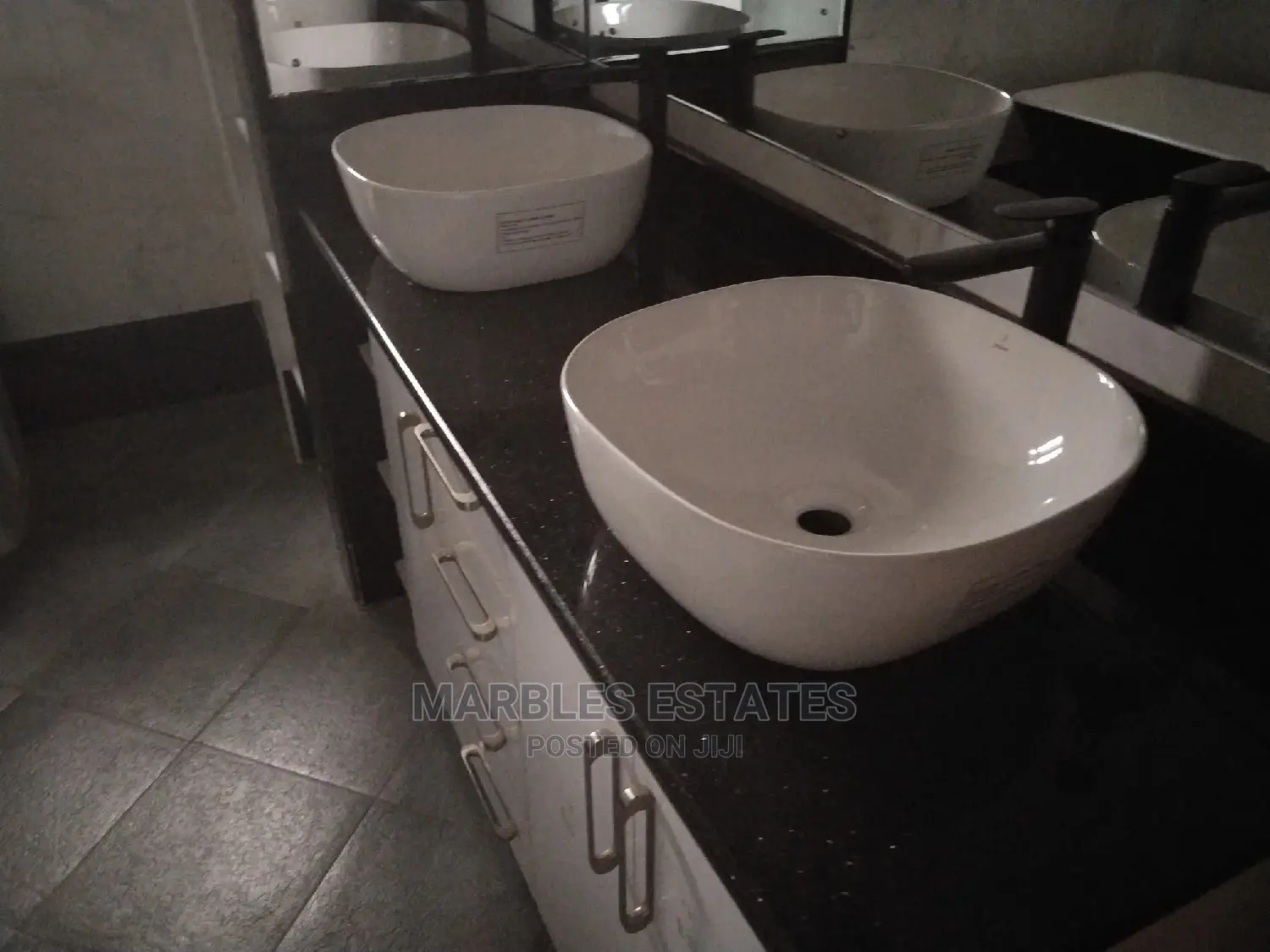 3bdrm Apartment in Central Division for sale