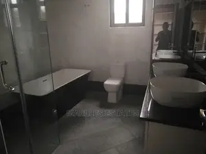 3bdrm Apartment in Central Division for sale