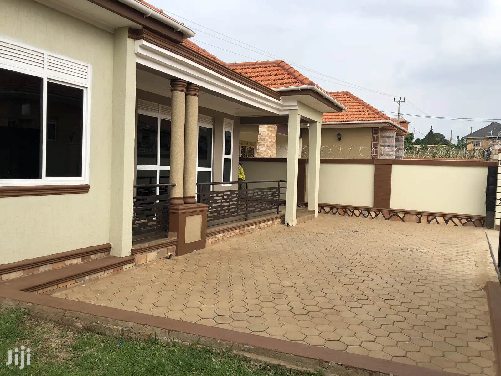 Kira Kito Posh House in Tarmacked Neighborhood for Sale