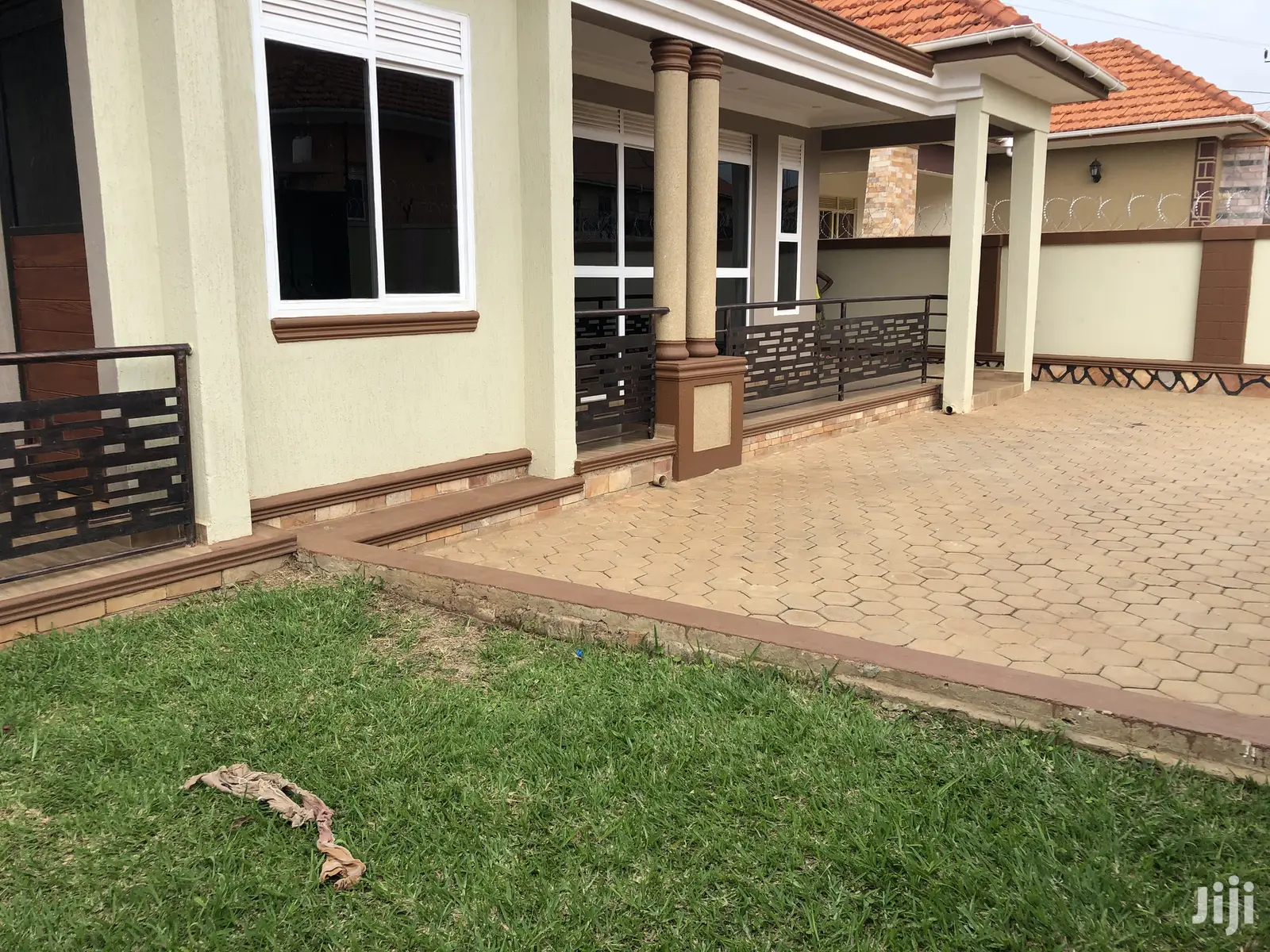 Kira Kito Posh House in Tarmacked Neighborhood for Sale