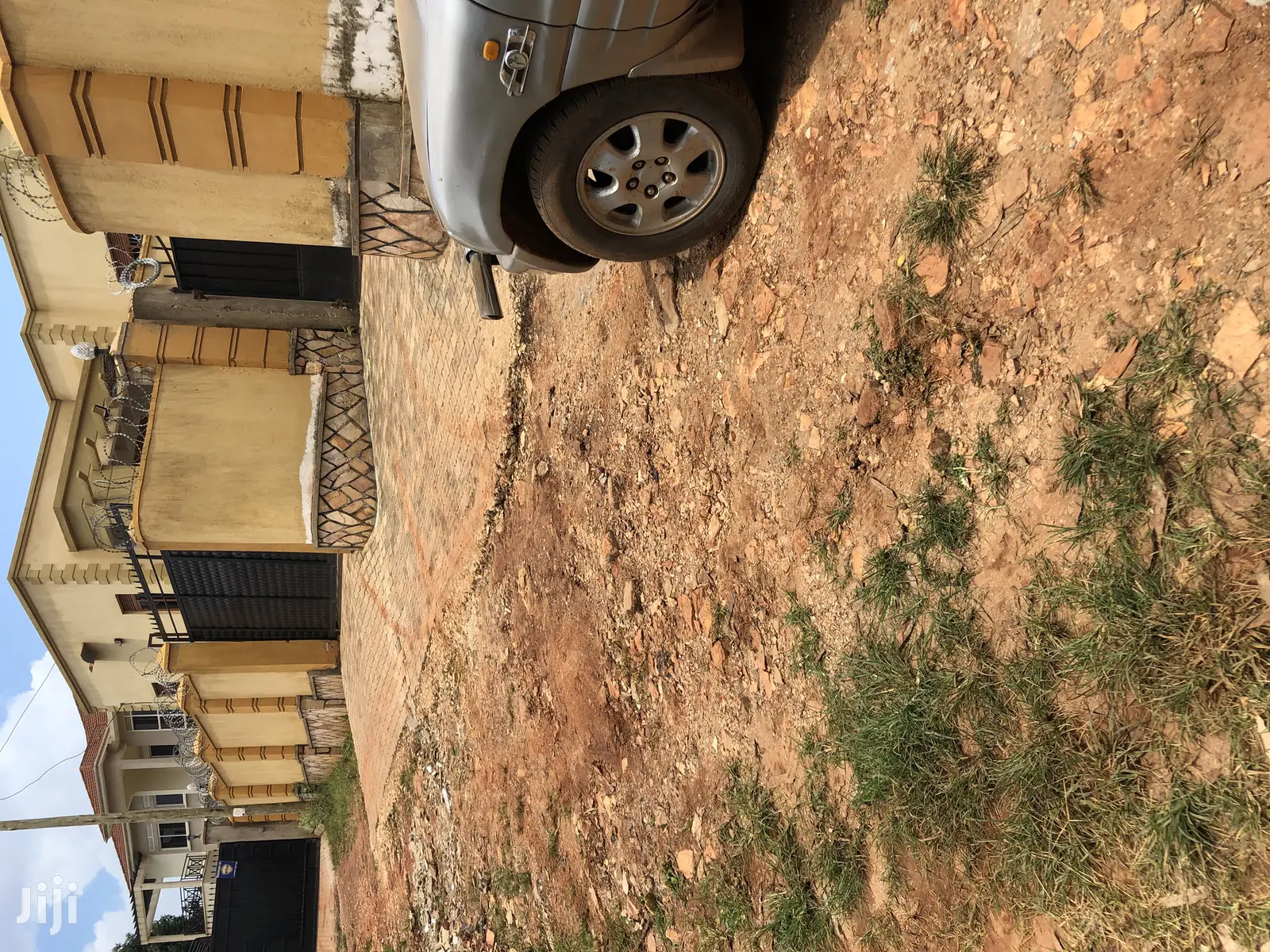 Kiira Classy House for Sell