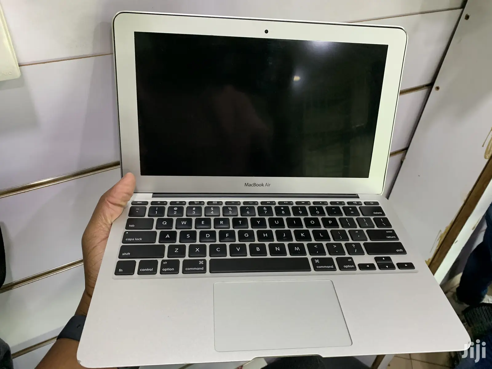 Laptop Apple MacBook Air 2GB Intel Core i5 SSD 60GB