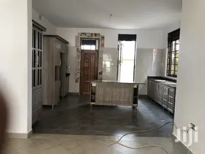 Kira Awesome New Mansion On Sell