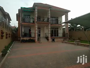 Kisaasi Beautiful Mansion on Sell