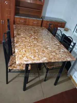 Dining Table 6 Seaters