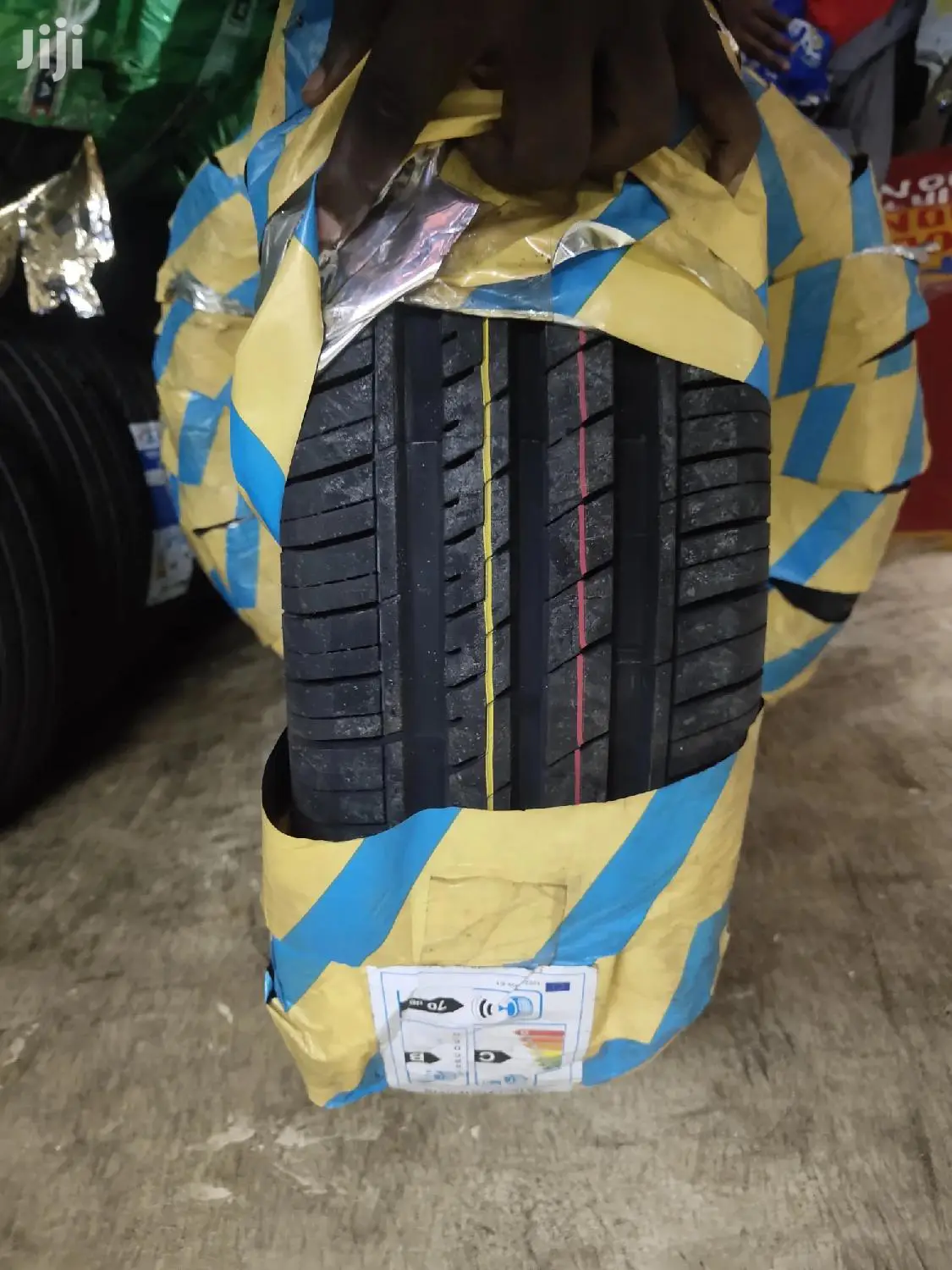 Duraturn Tires 185/70R14