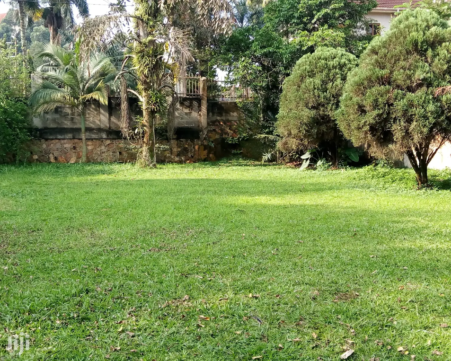 6 Bedroom House In Naguru For Rent