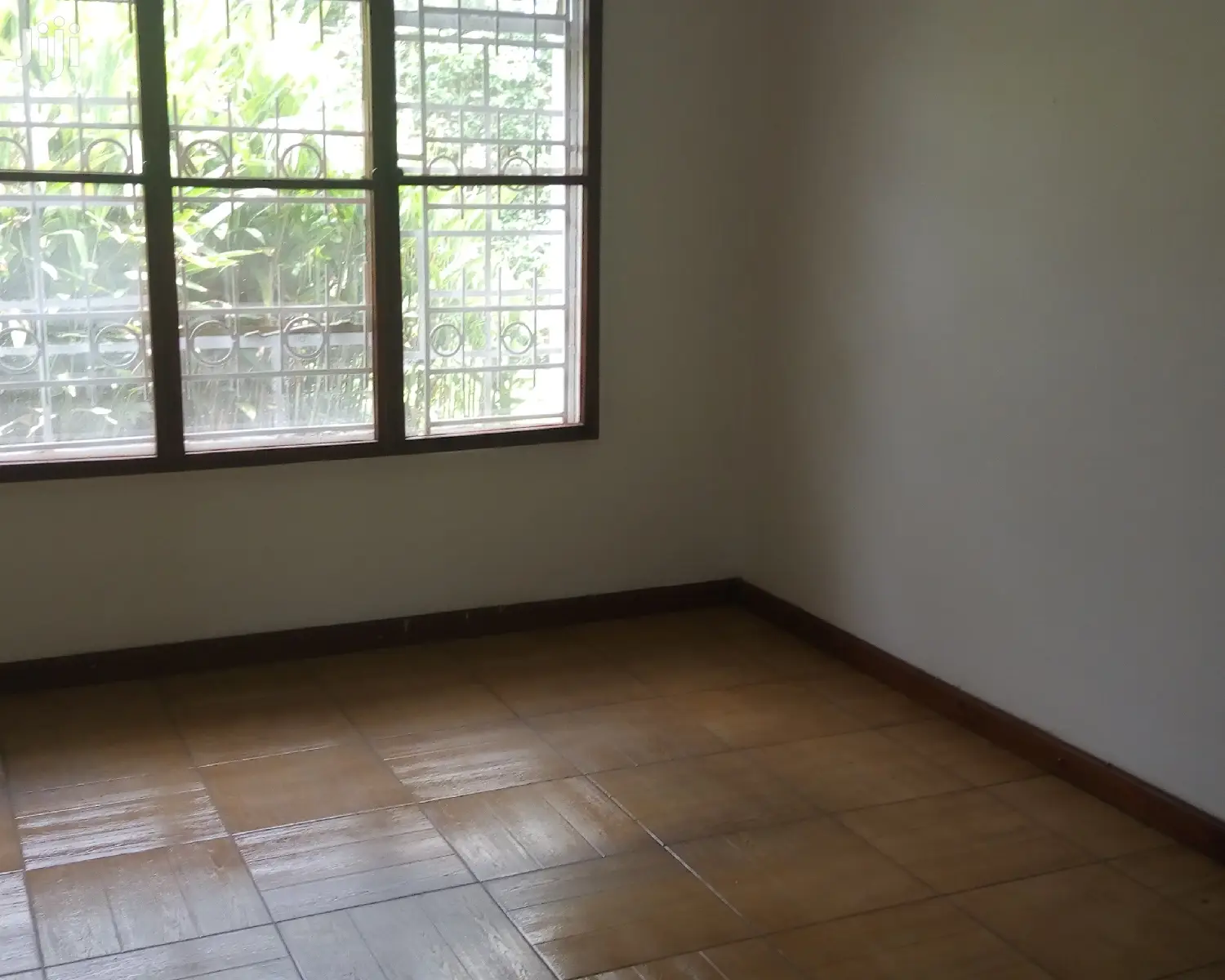 House Is for Rent