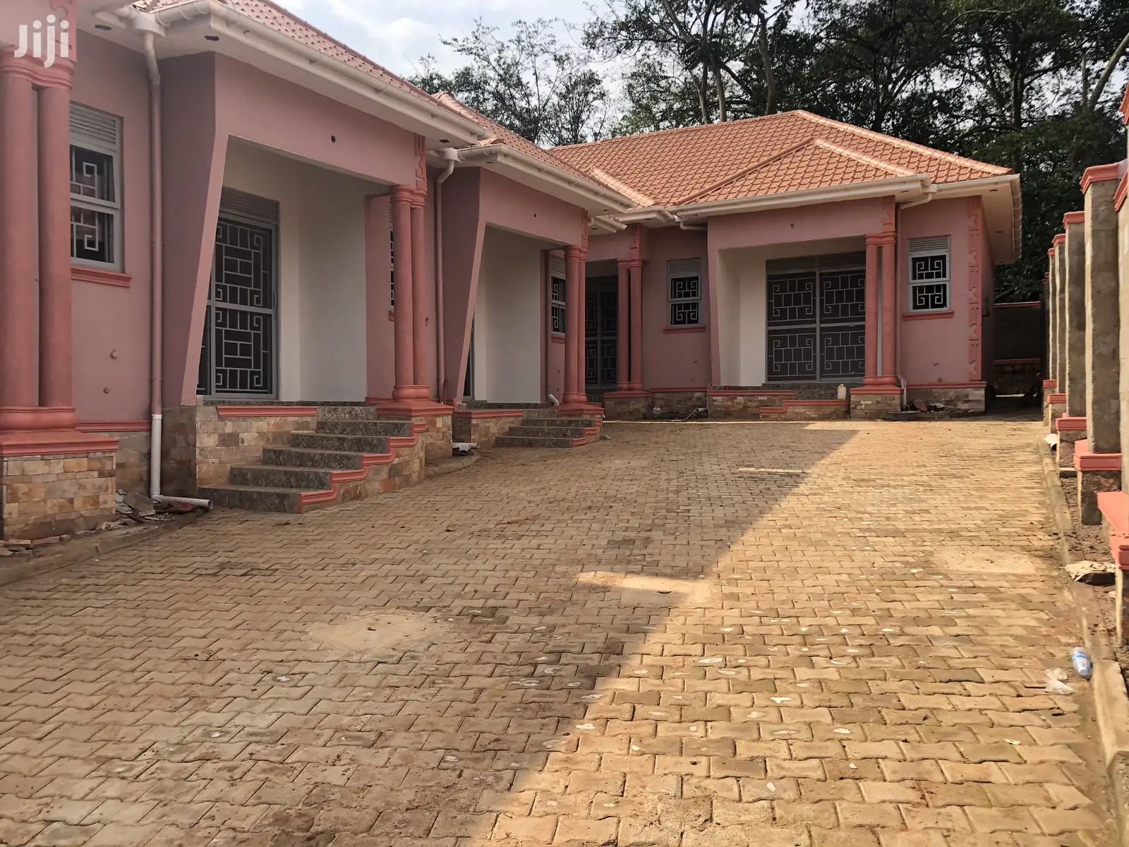 Kira Six Unit Rentals for Sell