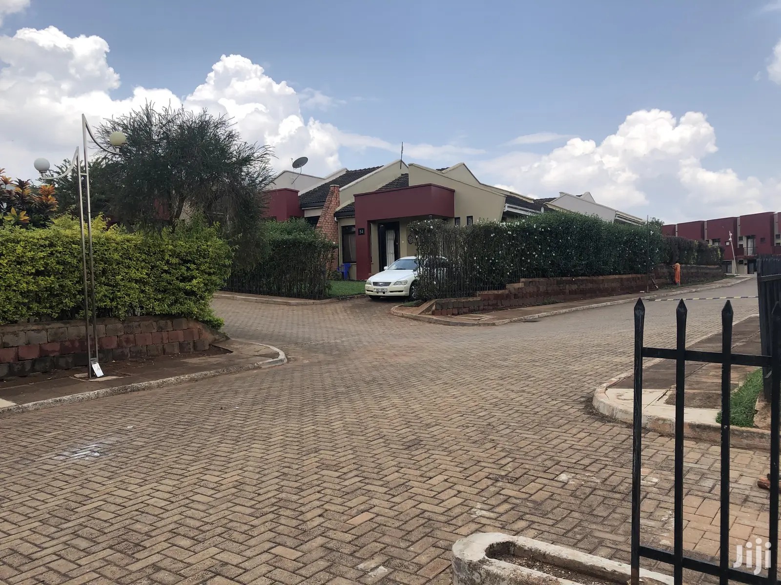 Kyanja Kensington Heights Vilas on Sell