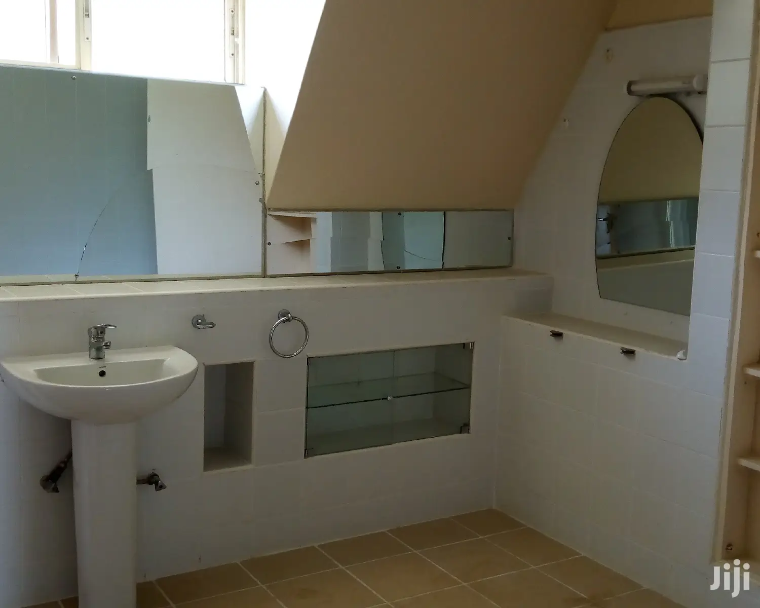 4bdrm Duplex in Fs Properties Ltd, Kampala for Rent