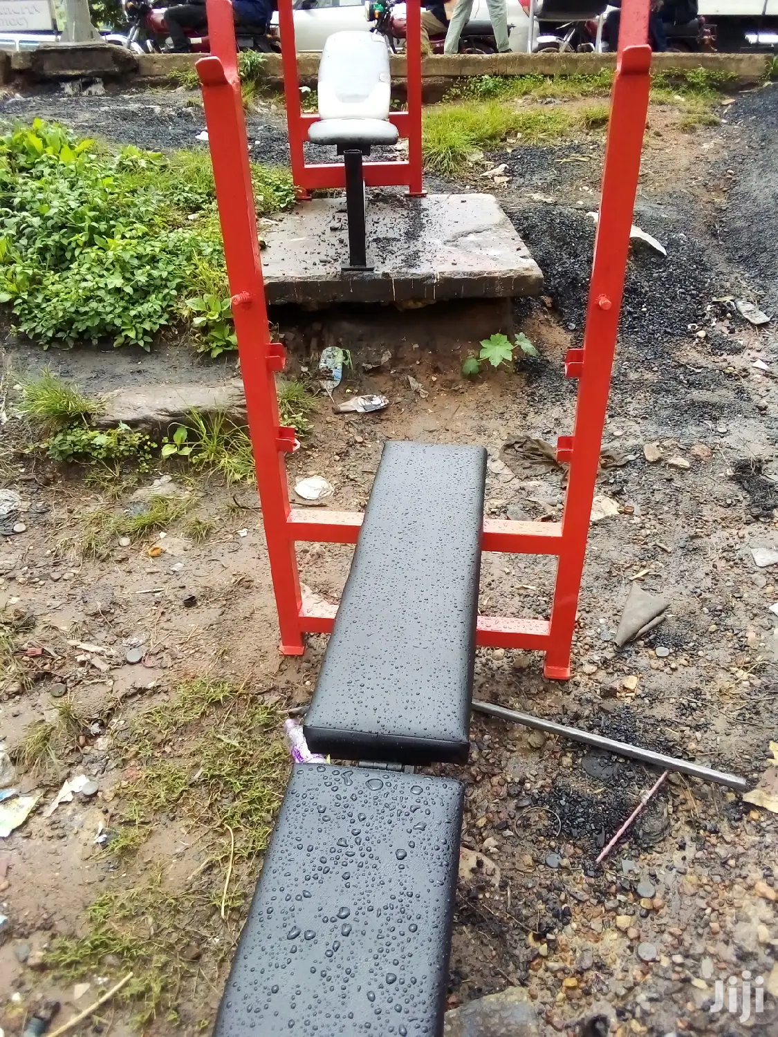 Incline And Flat Press Bench
