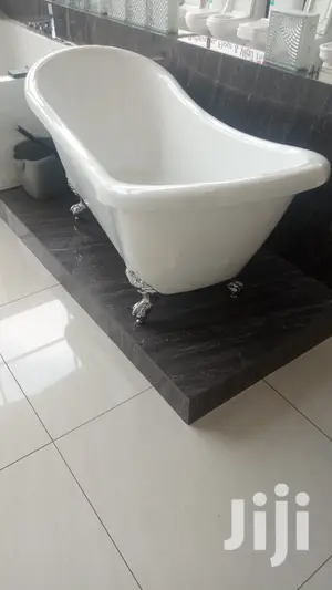 Bathtubs Stand-alone