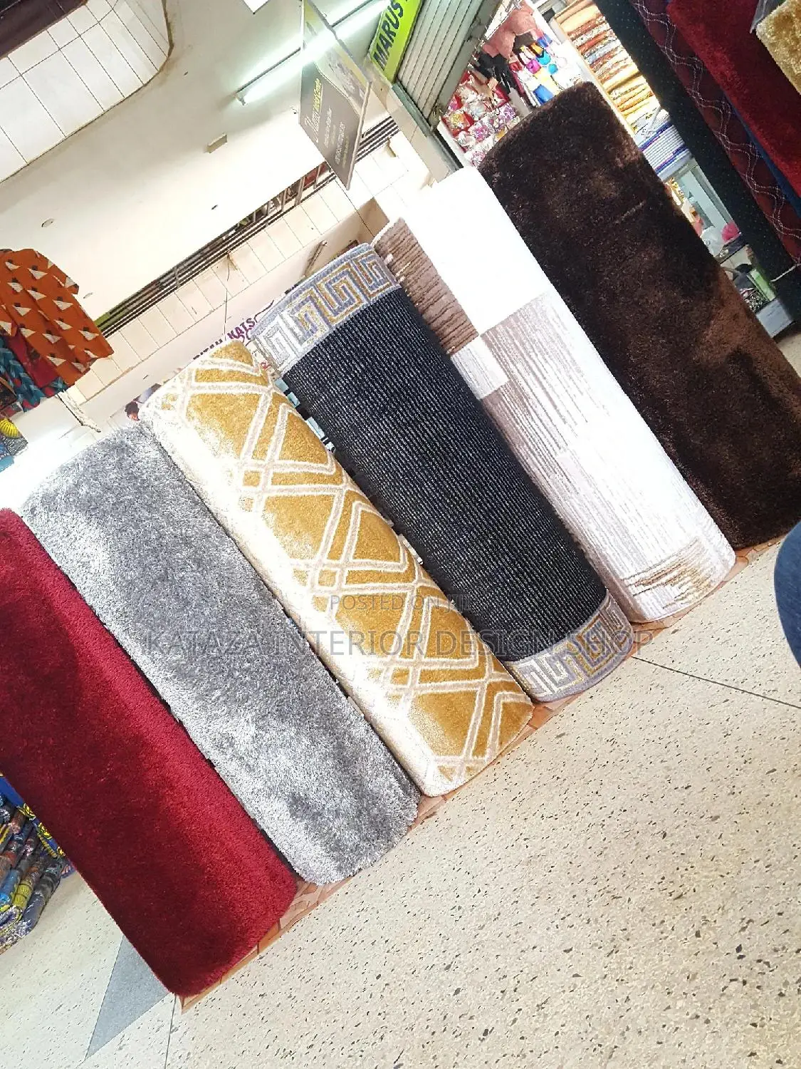Center Carpets