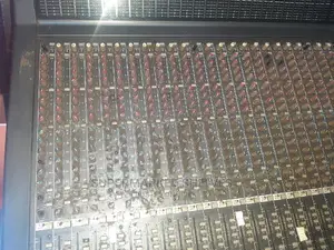 Studio Mixer Mackie SR40.8 On Sale