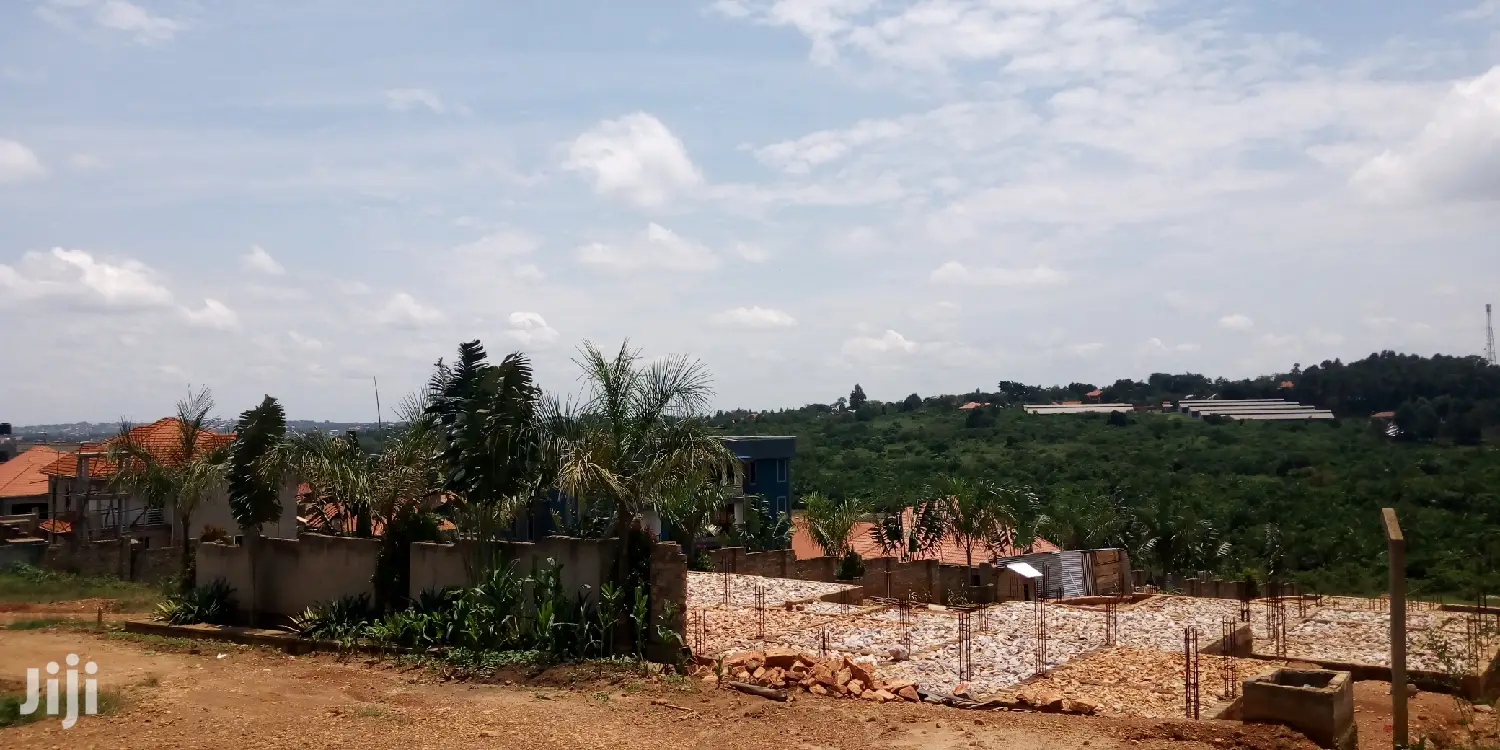 Plot Is for Sale in Kira Mulawa