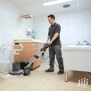 German Karcher Heavy Duty Floor And Carpet Scrubber Machine