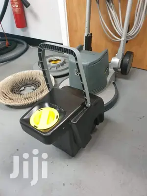 German Karcher Heavy Duty Floor And Carpet Scrubber Machine