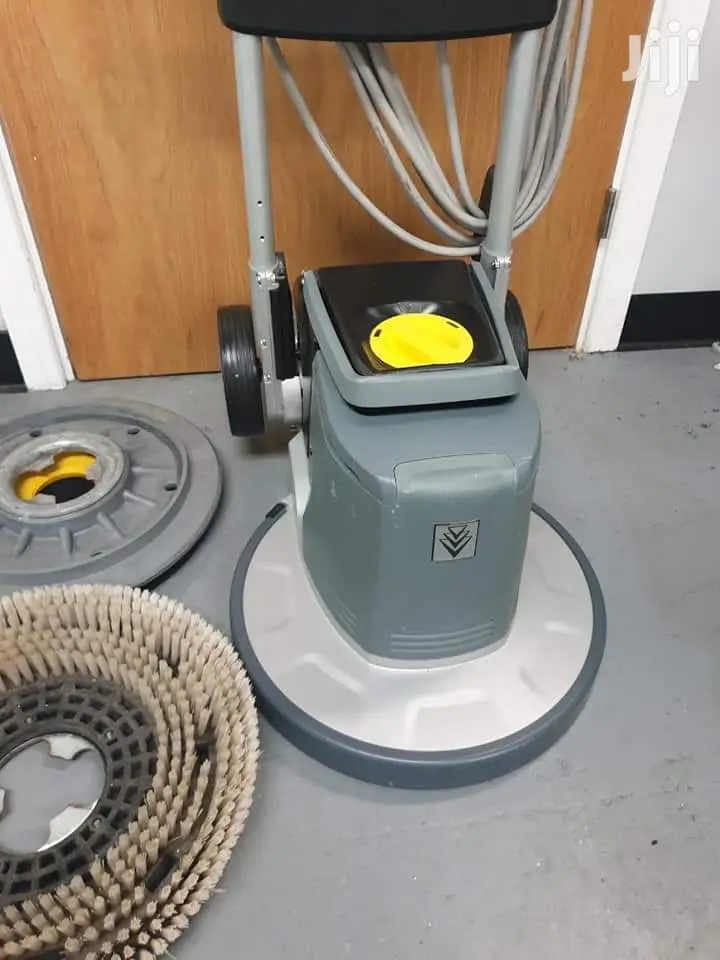 German Karcher Heavy Duty Floor And Carpet Scrubber Machine